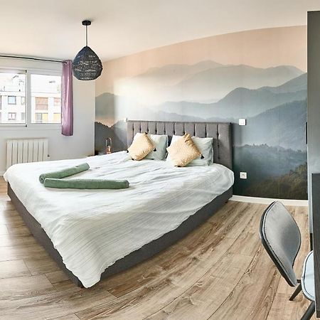 Eclat Dore Bondy Suites Free Parking Экстерьер фото
