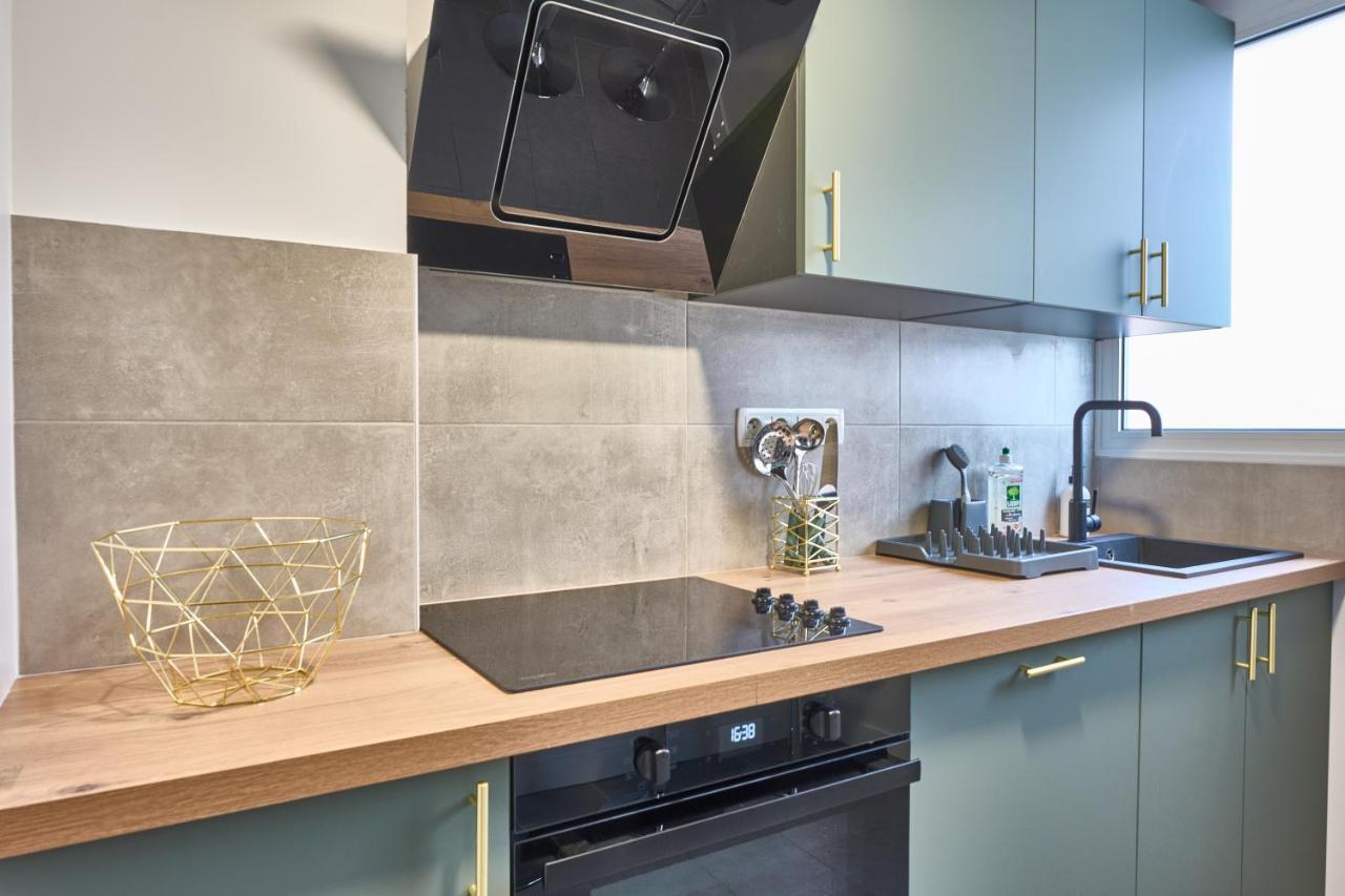 Eclat Dore Bondy Suites Free Parking Экстерьер фото